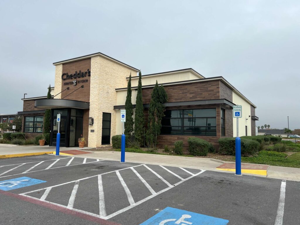 cheddar's scratch kitchen